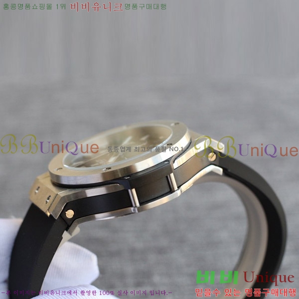 ST ������ hublot ��� 301 PB 131 RX 77HT17701-1