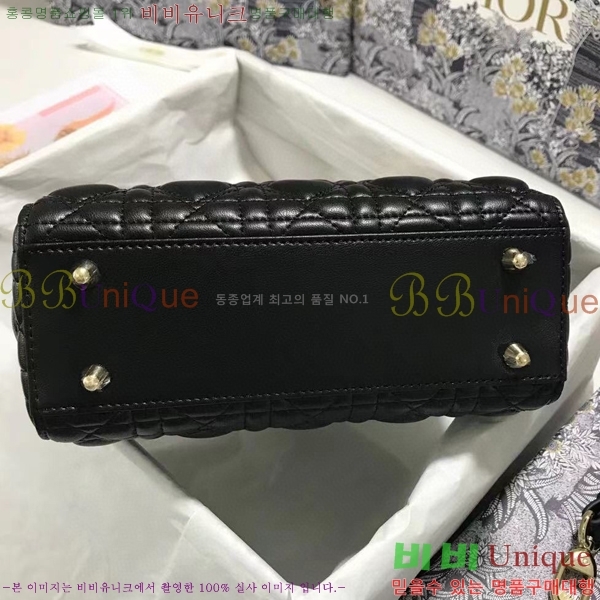 #ũ����î��� ���̵�� M0538-202