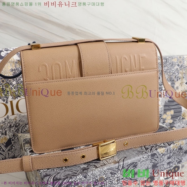 #��� 30 �����ι� M9203-203