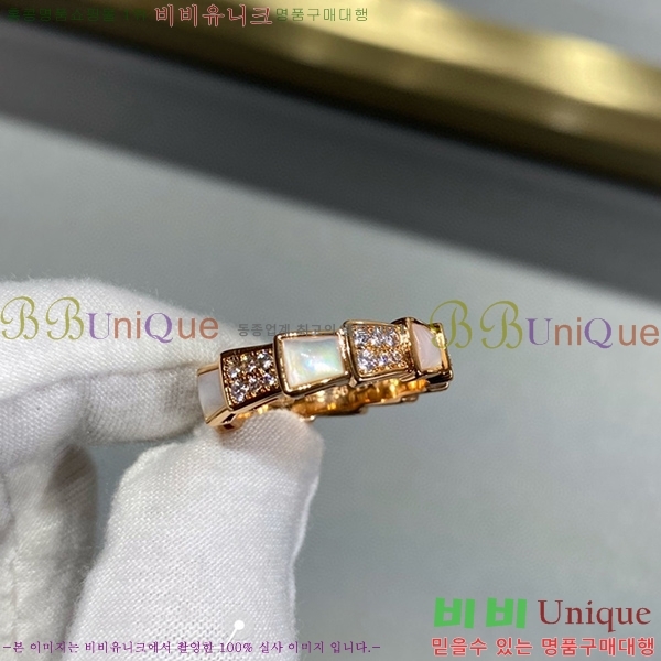 �Ұ��� ���� B205211