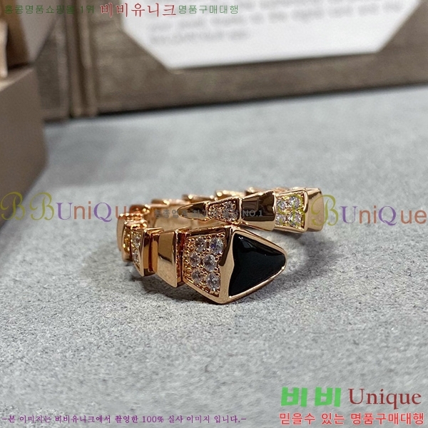 �Ұ��� ���� B205213