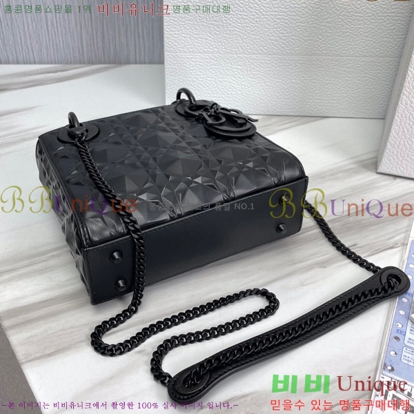 #��� ���̵�� �̴� ĳ��� 18800-1-49