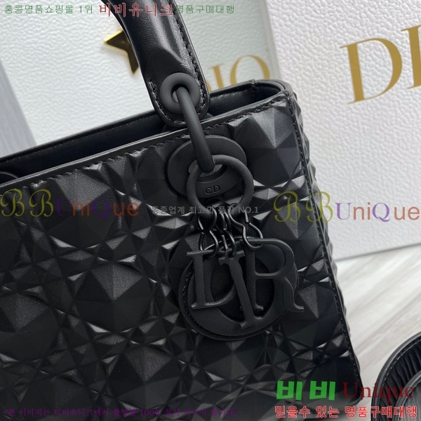 #��� ���̵�� �̴� ĳ��� 18800-1-49