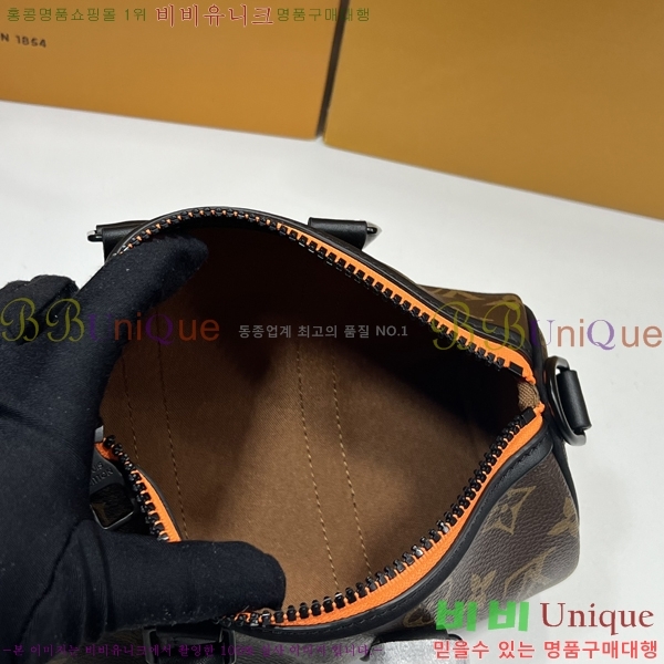 #���̺��� Ű�� XS ��Ŭ���� �̴� ũ�ν��� M80201-110