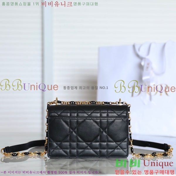 #��� �̽� ī�� �̴Ϲ� M595401-100-2