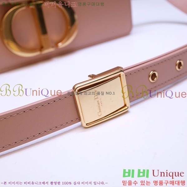 #��� 30 �����ι� M9203-666