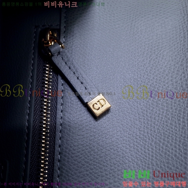 #��� 30 �����ι� M9203-401