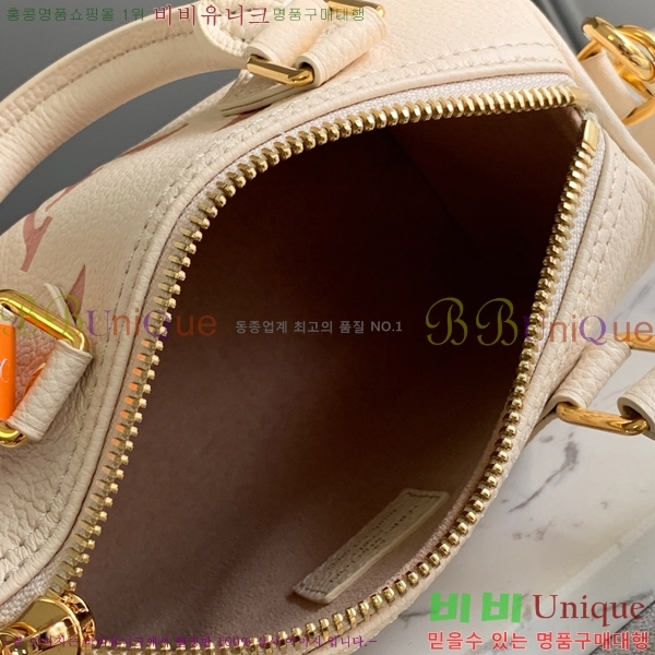 #���̺��� ���ǵ� �ݵѸ��� �̴� M81913-1000