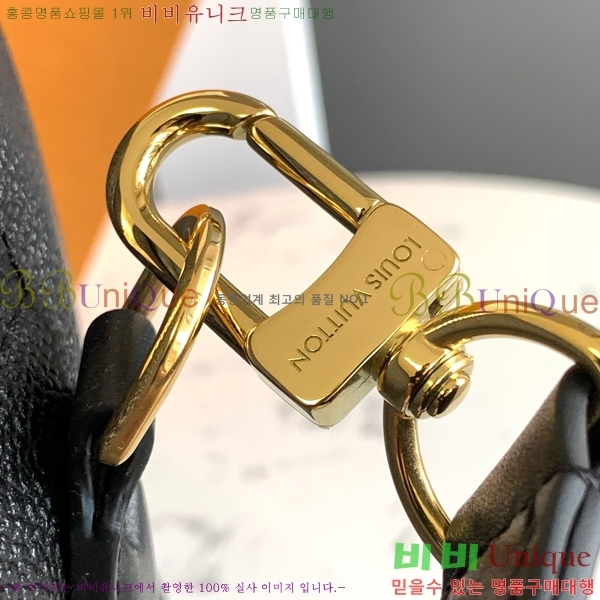 #���̺��� ���ǵ� �ݵѸ��� 25 M58951-1001