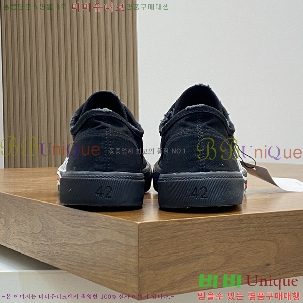 ���� �߷��þư� ����Ŀ�� 32BL24515-9-5