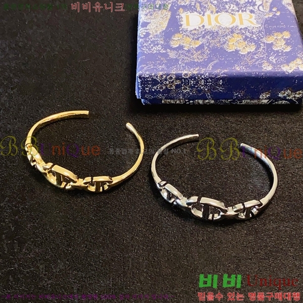 ��� ���� D55O0922-3