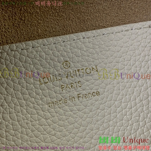 #���̺��� ����Ʈ Ʈ����Ʈ ����� M25359-101