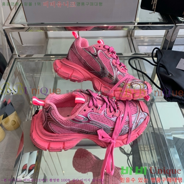 �߷��þư� 3XL Ʈ���̳� ����Ŀ�� BLA356600-3