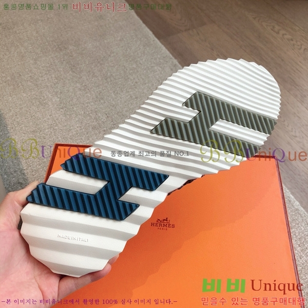 �����޽� �ٿ�� ����Ŀ�� 36H245379-3