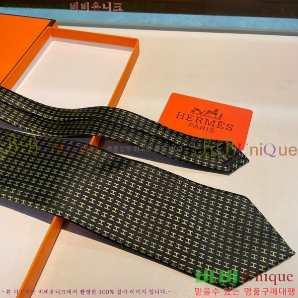 #�����޽� ��Ÿ�� HE50522-8