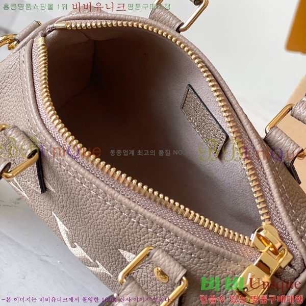 #���̺��� ���ǵ� �ݵѸ��� �̴� M82890-1000