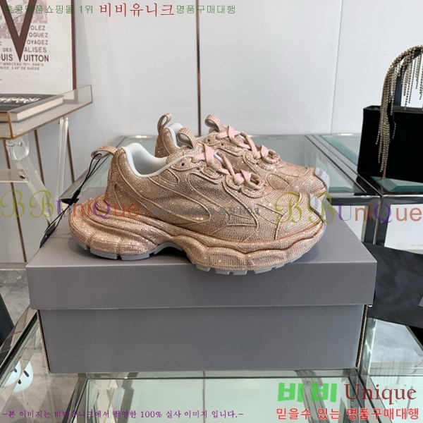 �߷��þư� 3XL Ʈ���̳� ����Ŀ�� BLA356600-101