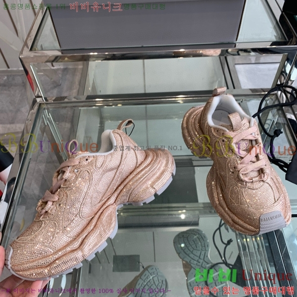 �߷��þư� 3XL Ʈ���̳� ����Ŀ�� BLA356600-101