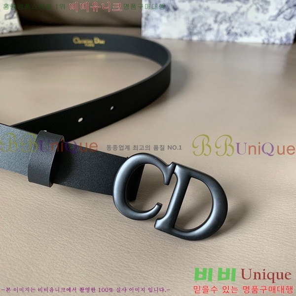 #��� ��Ʈ D2712235