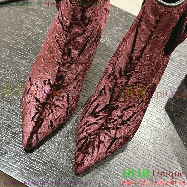 ���� ���� ���� C7985285-2