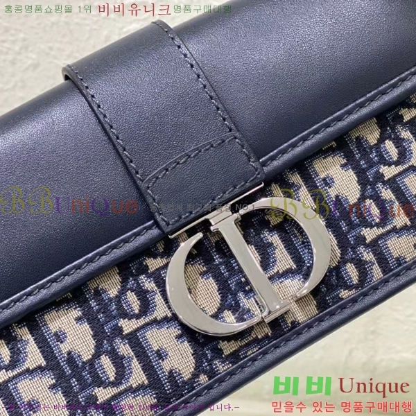 #��� 30 ������ �̽�Ʈ ����Ʈ ü�� �� M9334-301