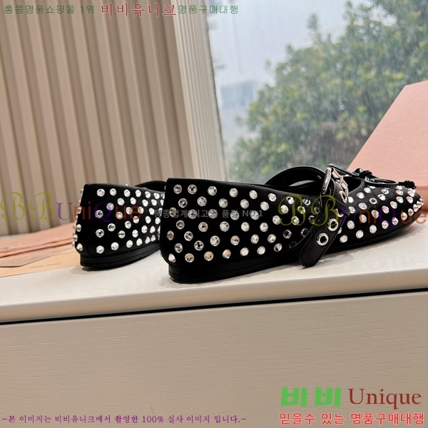 �̿�̿� �޸����� �÷����� 32MU2411-158-5