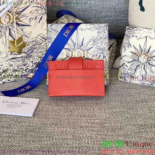 #��� 30 ������ 5 ���� ī�� ���� S2058-106