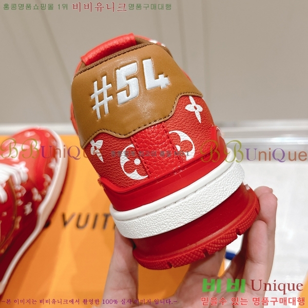 �������� LV Ʈ���̳� ����Ŀ�� LV198877-7