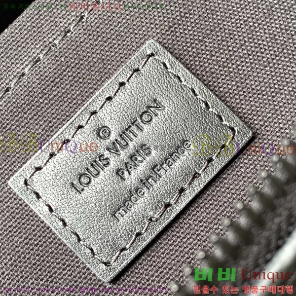 #���̺��� ���ǵ� 18 �ݵѸ��� M24606-101