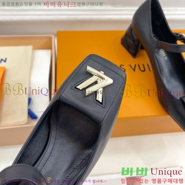 ���̺��� ����ũ ������ 33LV575148-1 ��5.5cm