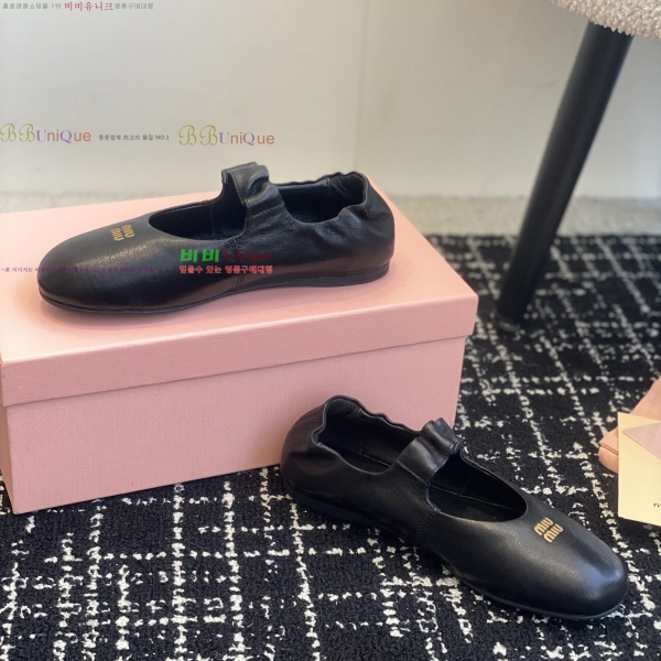 �̿�̿� �޸����� �÷����� 32MU253142-4