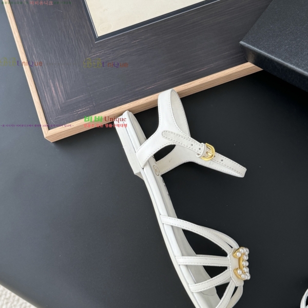 ����  Ŭ���� ���� 31CH253833-1