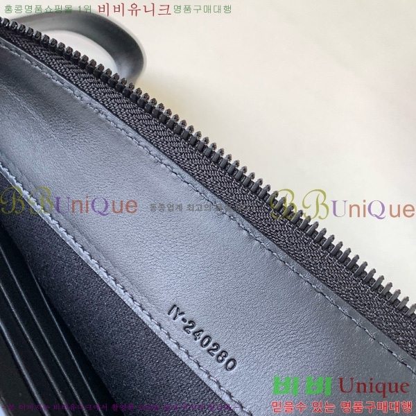 #��󰡸� Ŭ��ġ�� 240280-101