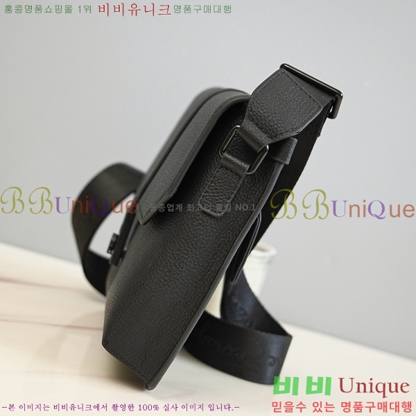 #��󰡸� ũ�ν��� H2116090