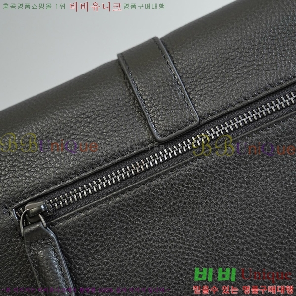 #��󰡸� ũ�ν��� H2116090