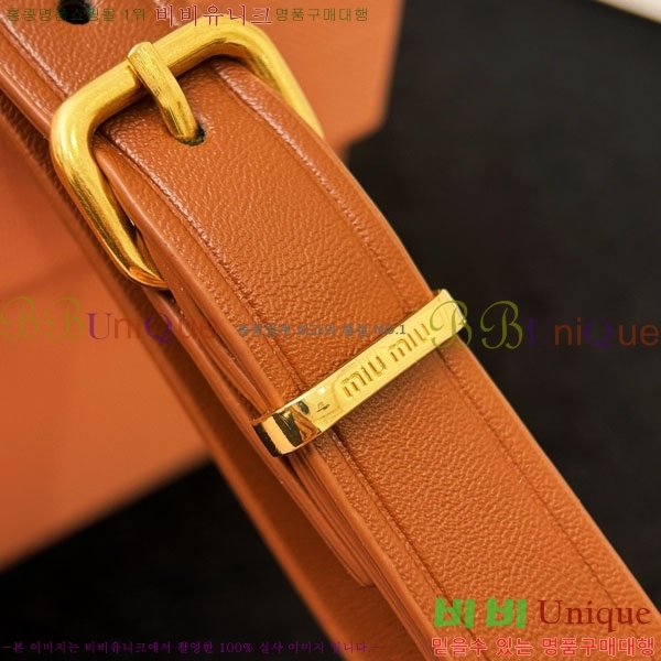 �̿�̿� ŰȦ�� MIU016657-12