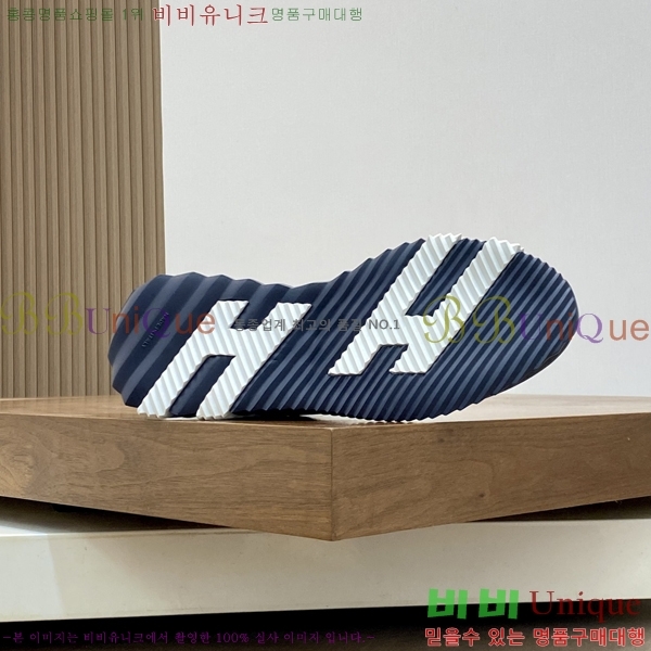 ���� �����޽� ����Ŀ�� HR599102-3