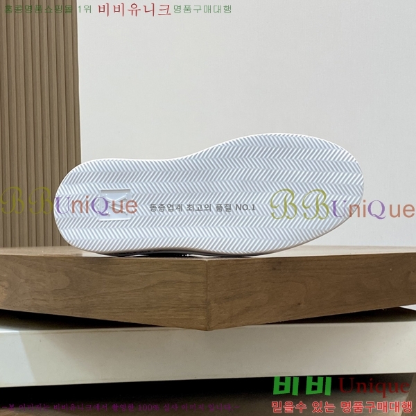 ���� ���̺��� ����Ŀ�� L716246-4