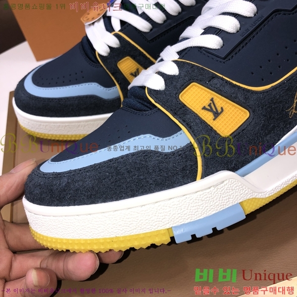 ���� ���̺��� ����Ŀ�� RA556668-10