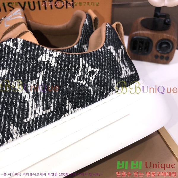 ���� ���̺��� ����Ŀ�� L716245-2