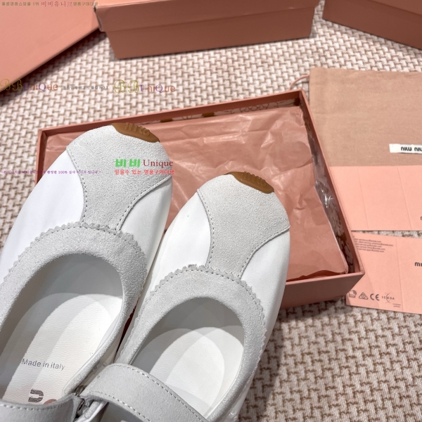 ���� �̿�̿� �޸����� �÷� 30MU255248-5