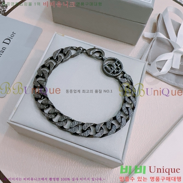 ��� ���� D4O12055-3