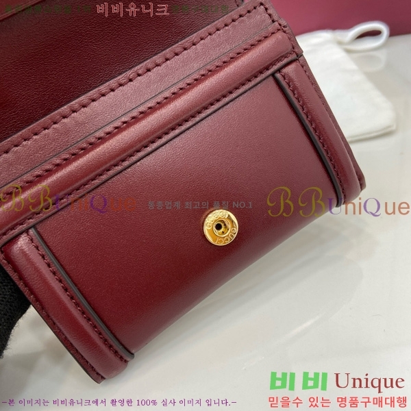 #���� ���е� ī�� ���̽� 818811-104