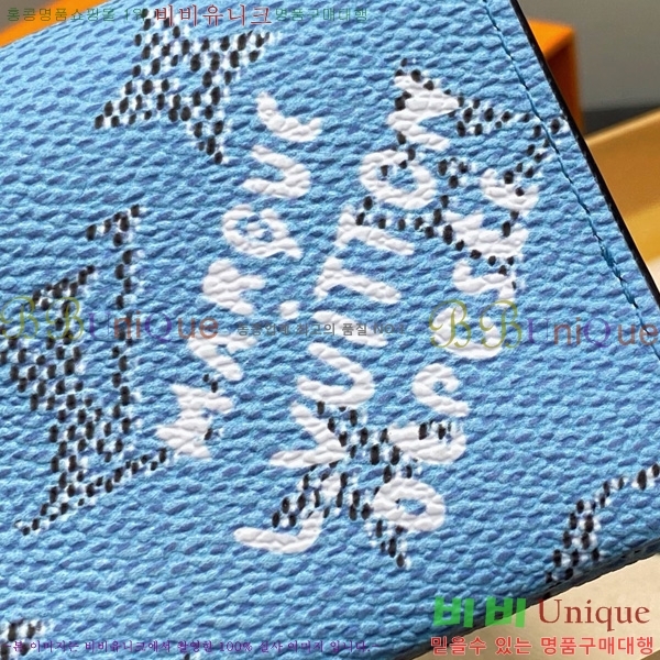 #���̺��� ���� ī�� Ȧ�� M14817-101