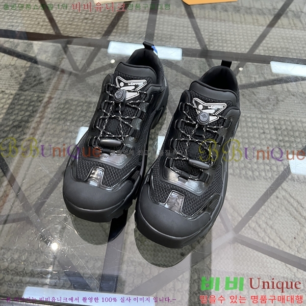 ���� ���̺��� ����Ŀ�� LV3306112-5