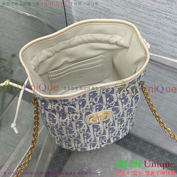 #��� 30 ������ ������ũ ��ο콺Ʈ�� �̴� ��Ŷ�� S2374-101