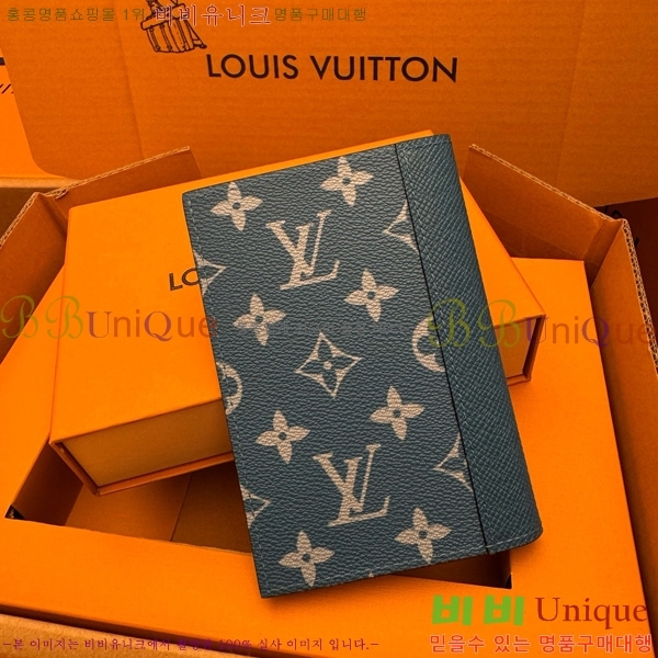 #���̺��� �н���Ʈ Ŀ�� M31030-270