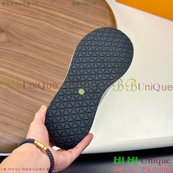 ���� ���̺��� ����Ŀ�� 5LV269990-4