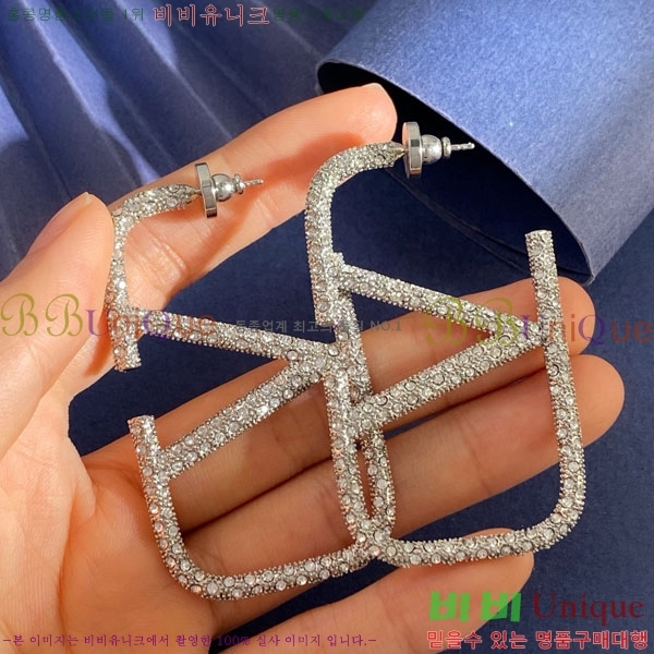 �߷�Ƽ�� �Ͱ��� VT012056-15