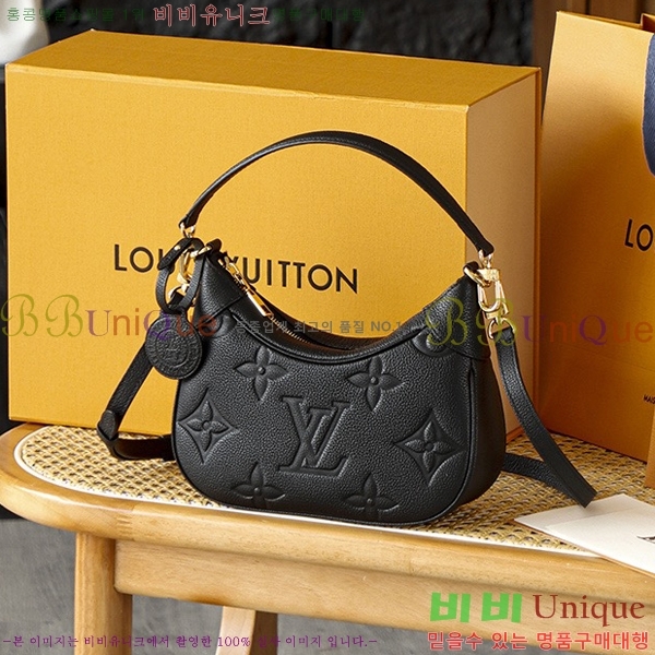 #���̺��� �ٰ��� ȣ���� M46002-2001